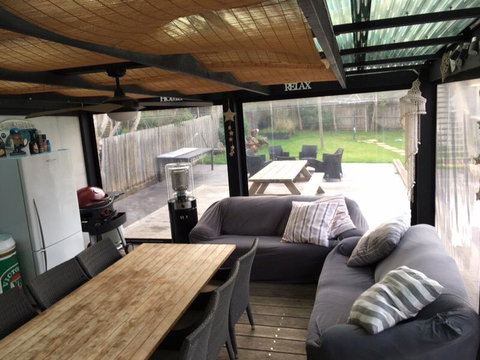 Beach House Getaway 1 - Suburb Australia 1