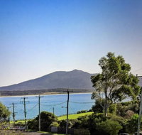 Bermagui Beach Apartment - Suburb Australia