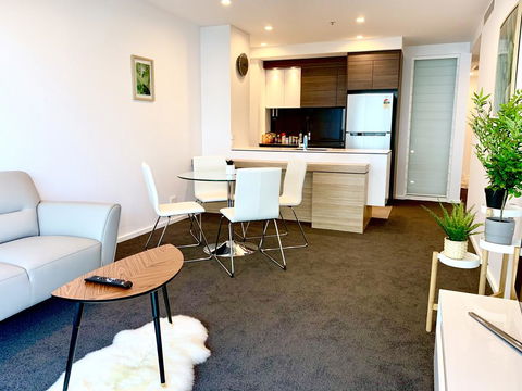 Best Located Brand New Apartment In Canberra CBD - Suburb Australia 0