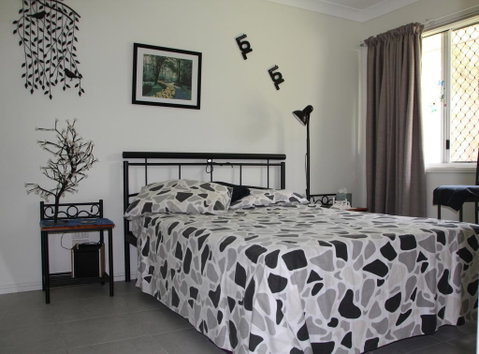 Bottlebrush B & B - Suburb Australia 2