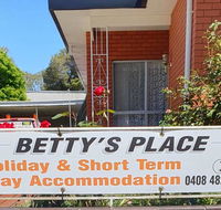 Betty's Place - Suburb Australia