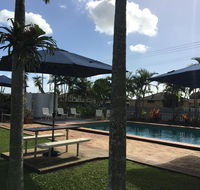 BIG4 Cane Village Holiday Park - Suburb Australia