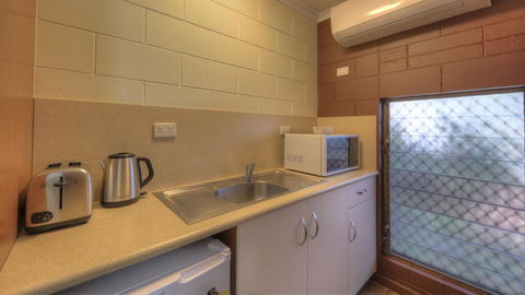 Billabong Lodge Motel - Suburb Australia 2