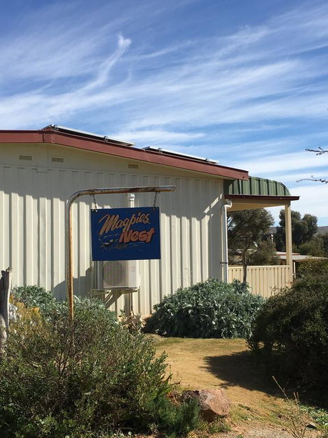 Black Jack Get-A-Way Magpies Nest - Suburb Australia 3
