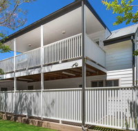 Blake Loft on Manning - 500 metres to two beaches - Suburb Australia