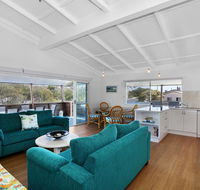Blue River Apartments - Suburb Australia