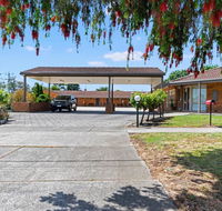 Broadford Sugarloaf Motel - Suburb Australia