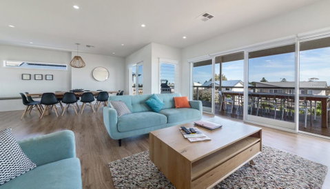 Bungala Coastal Retreat - Suburb Australia 2