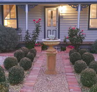 C  A's Cottage - Suburb Australia