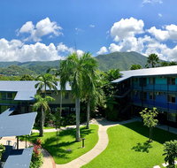 Cairns Adventure Lodge - includes All Meals served in the Dining Hall - Suburb Australia
