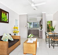 Cairns Reef Retreat - Suburb Australia