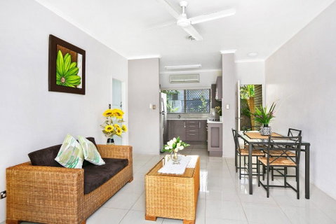 Cairns Reef Retreat - Suburb Australia 0