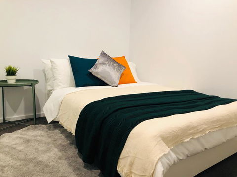 Canberra CBD Apartment 2BR 2BA 1Carpark - Suburb Australia 2