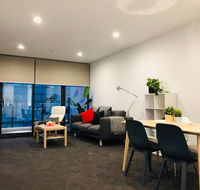 Canberra CBD Apartment 2BR 2BA 1Carpark - Suburb Australia