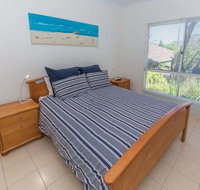 Carri-away - 15 Solitude Drive - Suburb Australia