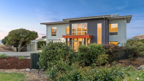 Carrickalinga Shores - 35 Solitude Drive - Suburb Australia 1