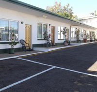 Central Point Motel - Suburb Australia