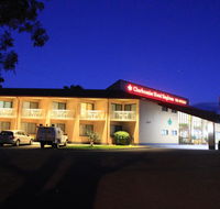 Charbonnier Motor Inn - Suburb Australia