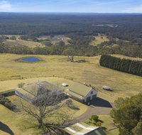 Cloudhill - magnificent rural views to Sydney - Suburb Australia