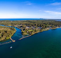 COLMER HOUSE at Dunbogan - Suburb Australia