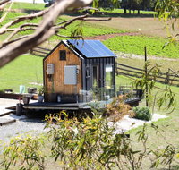 Compass Hut - Suburb Australia