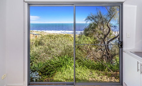Coorumbene - 8 Scenic Way - Suburb Australia 1