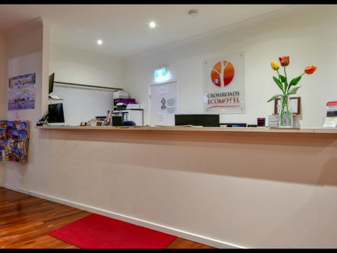 Crossroads Ecomotel - Suburb Australia 2