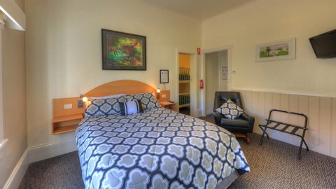Dannebrog Lodge - Suburb Australia 2