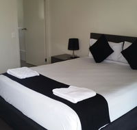 Dooleys Tavern and Motel Capella - Suburb Australia