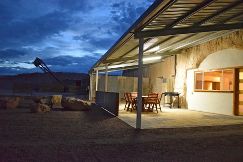 Dug Out B&B Apartments - Suburb Australia 0