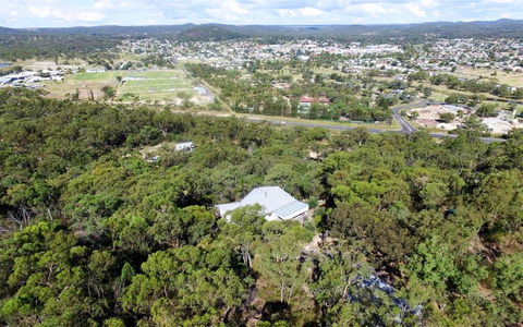 Eagle's Nest - Suburb Australia 0