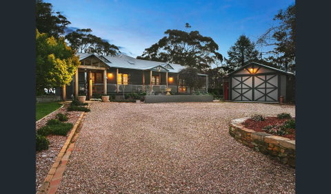 Elixir - Luxury On Acreage - Suburb Australia 1