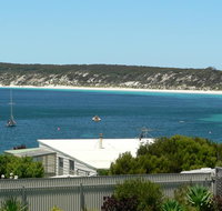 Fareview Beach House - Suburb Australia