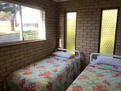 Flat 1-3 Bay Lane - Suburb Australia 2
