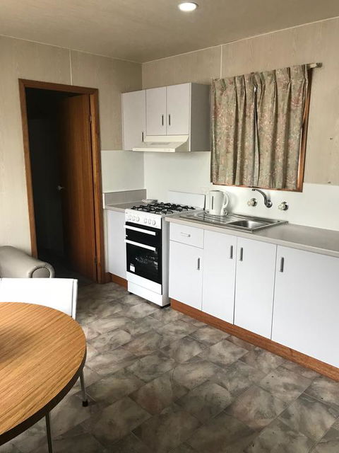 Geelong Surfcoast Hwy Holiday Park - Suburb Australia 1