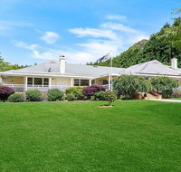 Gerron Park - country luxe tennis court and pool - Suburb Australia