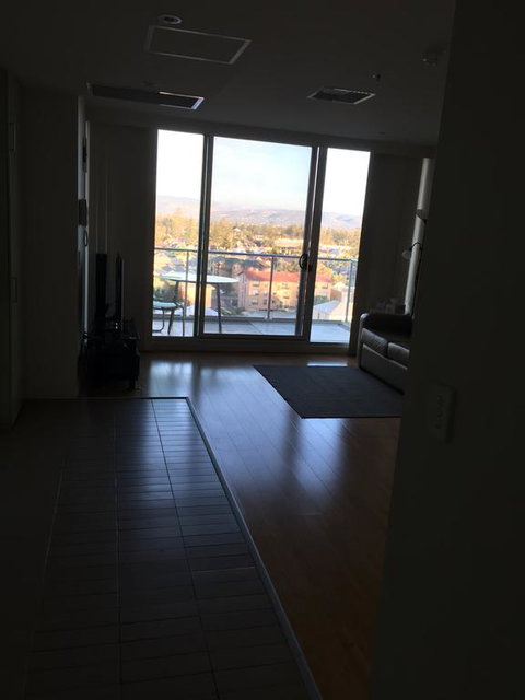 GlenelgApt - Suburb Australia 2