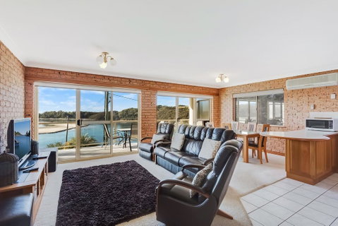 Grand Pacific 2 Unit 2 - Suburb Australia 0