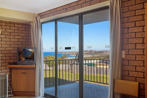 Grandview Apartment - Ocean Views - Suburb Australia 1