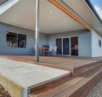 Grey On The Bay - Suburb Australia