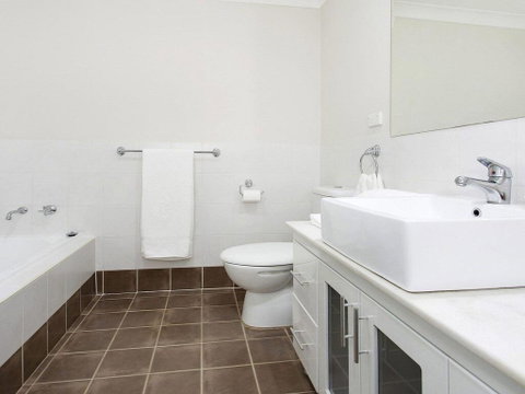 Hidden Gem On Manning - Great Location Opposite Surf Beach - Suburb Australia 2