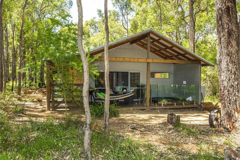Hidden Valley Eco Spa Lodges & Day Spa - Suburb Australia 0