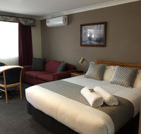 Highlands Motor Inn - Suburb Australia