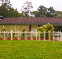 Home Away Callala Bay - Suburb Australia