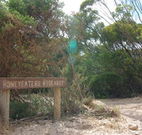 Honeyeaters Hideaway in Vivonne Bay - Suburb Australia