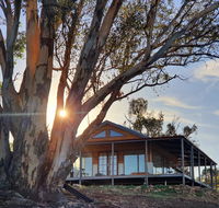 Kestrel Nest EcoHut - Suburb Australia