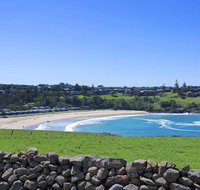 Kiama Beach Cottage at Easts Beach - Suburb Australia