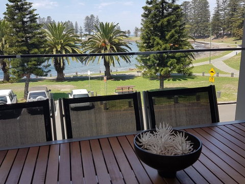Kiama Harbour View - Suburb Australia 3