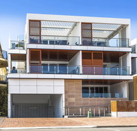 Kiama Seaside Getaway - Suburb Australia