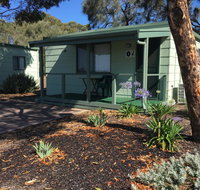 Lake Albert Caravan Park - Suburb Australia